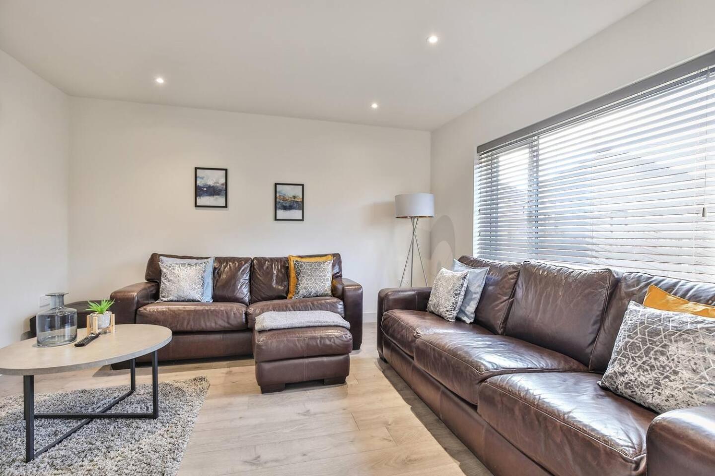 Modern, Cosy Whole House Wifi Close To Attractions Sheffield Luaran gambar